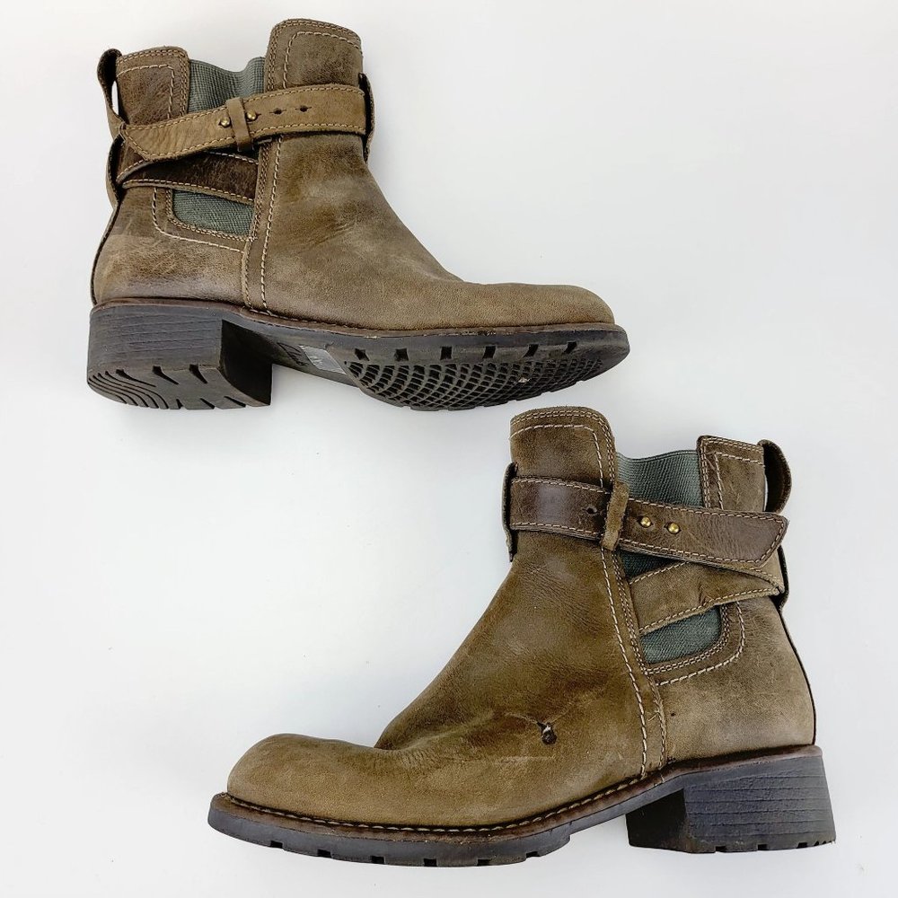 Clarks‎ Shoes Womens Leather 6.5 Boots Moto Biker Pull On Brown Riding Lug Sole